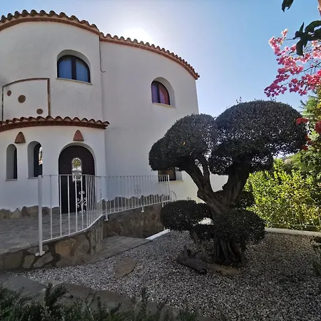 アパート Vinolga ベニタチェル